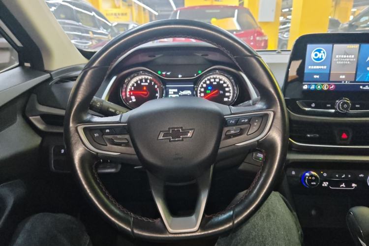 Used Chevrolet Orlando 2020 Light Hybrid Redline 530T Automatic Enjoyment Edition (5+2 Models) Steering Wheel