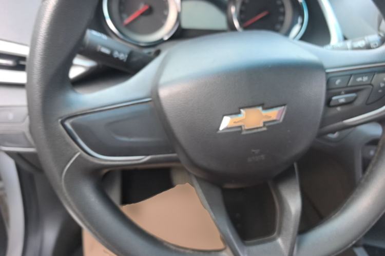 Used Chevrolet Orlando 2020 Mild Hybrid 530T Automatic Enjoyment Edition (5+2 Models) Steering Wheel