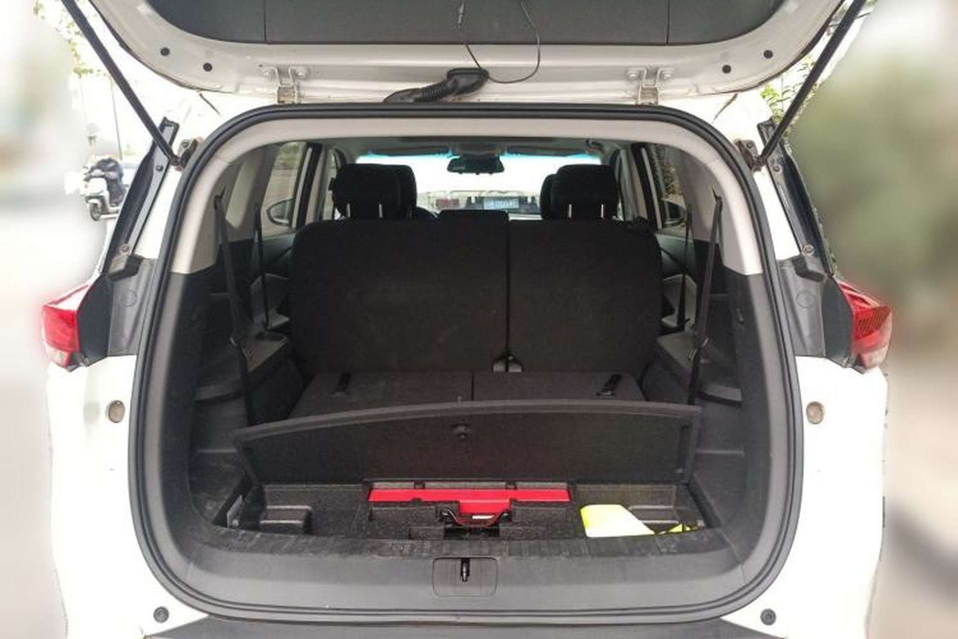 Used Chevrolet Orlando 2020 Mild Hybrid 530T Automatic Enjoyment Edition (5+2 Models) Trunk