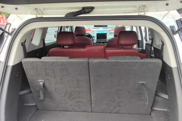 Used Chevrolet Orlando 2020 Mild Hybrid 530T Automatic Enjoyment Edition (5+2 Models) Trunk