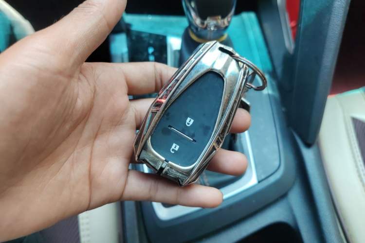 Used Chevrolet Orlando 2020 Mild Hybrid 530T Automatic Enjoyment Edition (5+2 Models) Vehicle Key
