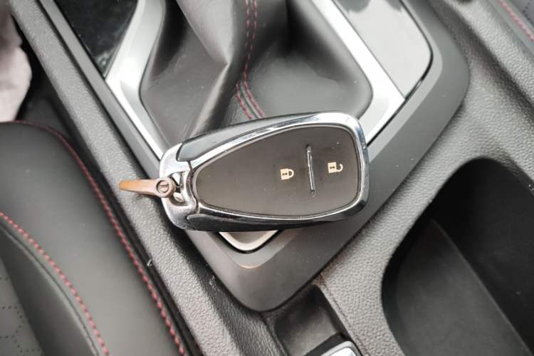 Used Chevrolet Orlando 2020 Light Hybrid Redline 530T Automatic Enjoyment Edition (5+2 Models) Vehicle Key