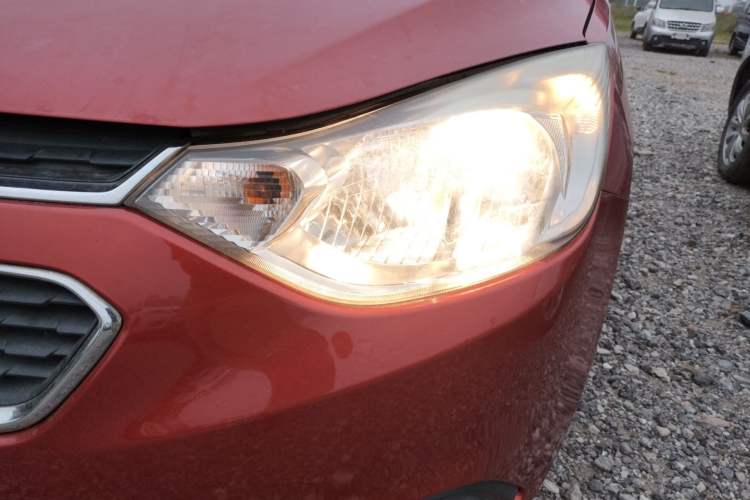 Used Chevrolet Sail 2015 Sail 3 1.3L Manual Ideal Edition Left Front Headlight