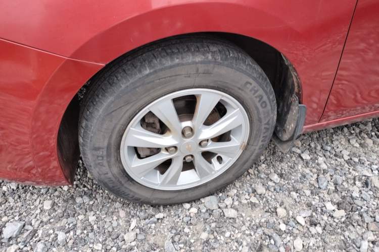 Used Chevrolet Sail 2015 Sail 3 1.3L Manual Ideal Edition Left Front Wheel Hub