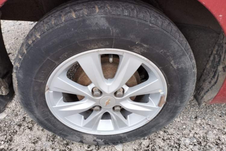 Used Chevrolet Sail 2015 Sail 3 1.3L Manual Ideal Edition Right Rear Wheel Hub