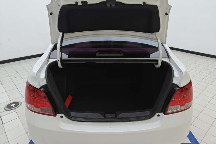 Used Chevrolet Sail 2018 Sail 3 1.3L AMT Ideal Edition Trunk