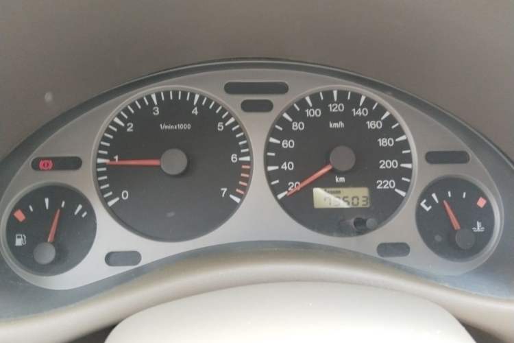 Used Chevrolet Sail 2005 SRV 1.6 SL MT Instrument Cluster