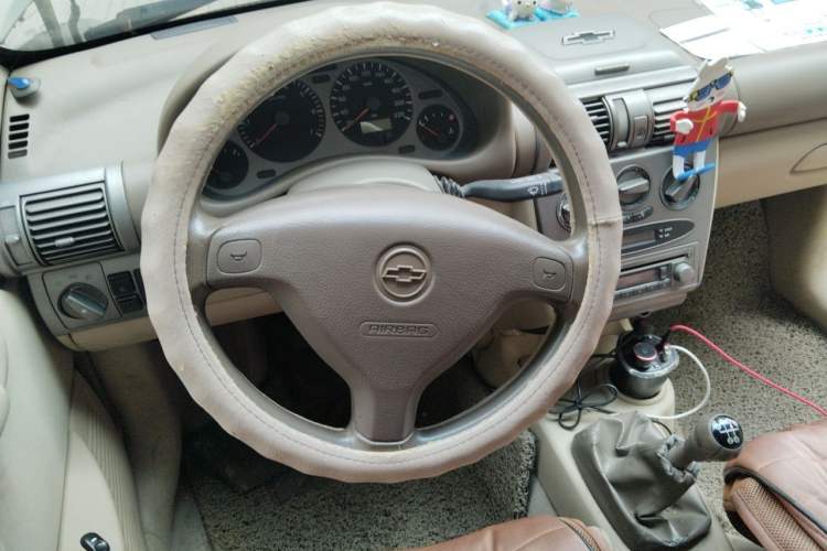 Used Chevrolet Sail 2005 SRV 1.6 SL MT Steering Wheel