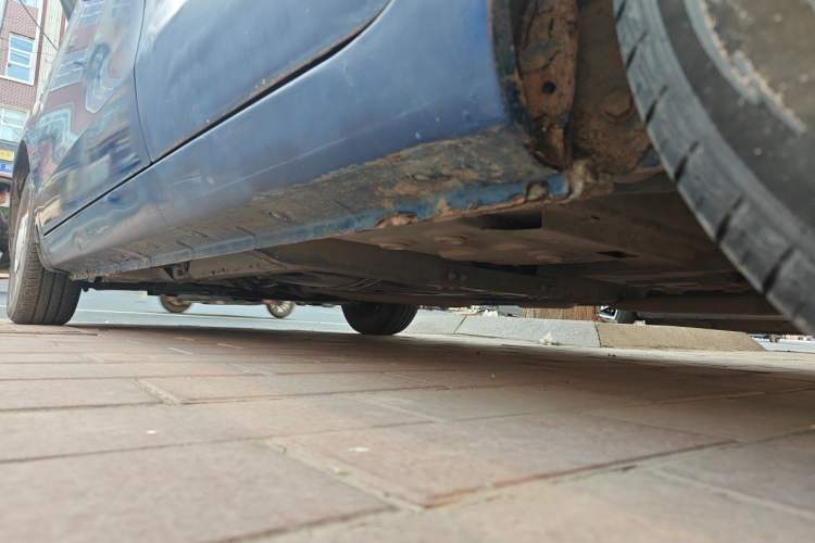 Used Chevrolet Sail 2010 Sedan 1.2L Manual Warm Edition Chassis Rear Left