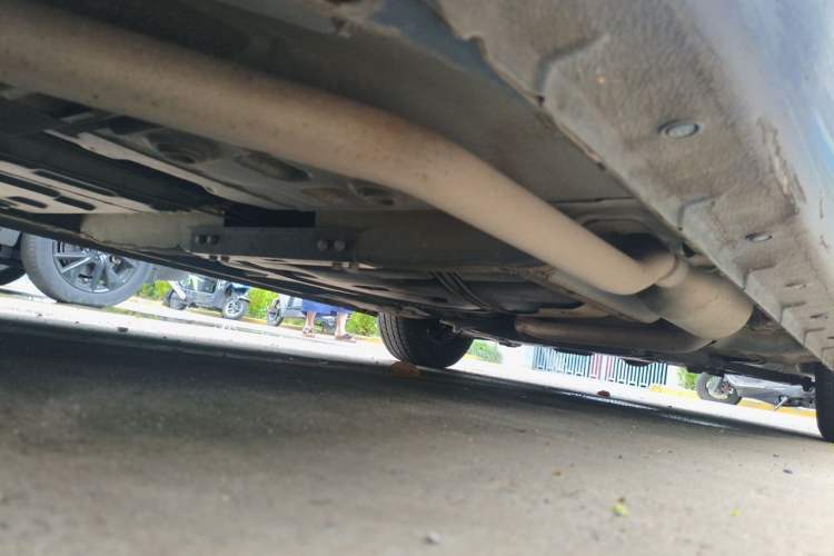 Used Chevrolet Sail 2010 Sedan 1.2L Manual Fashion Edition Chassis Rear Right