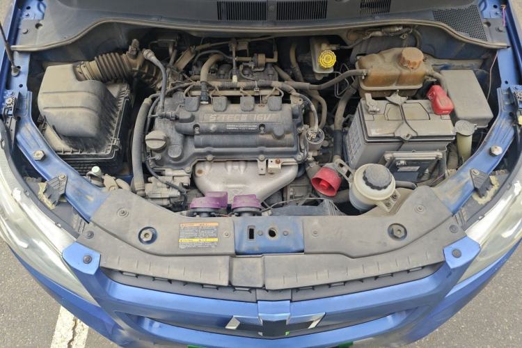 Used Chevrolet Sail 2010 Sedan 1.4L Manual Enjoyment Edition Engine Bay