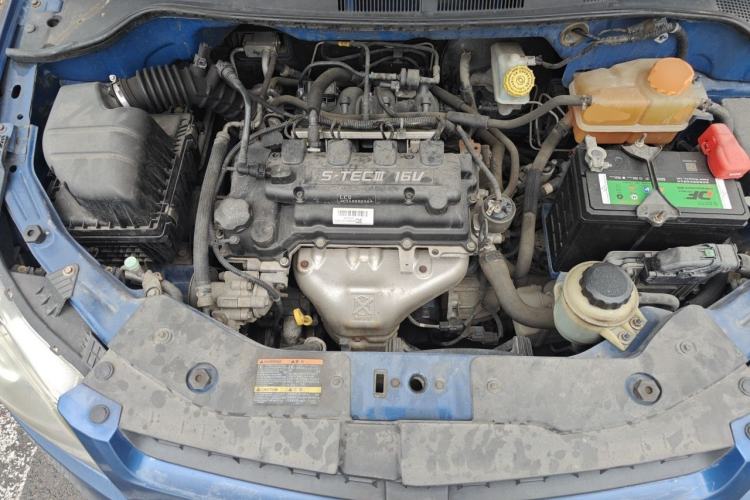 Used Chevrolet Sail 2010 Sedan 1.4L AMT Excellence Edition Engine Bay