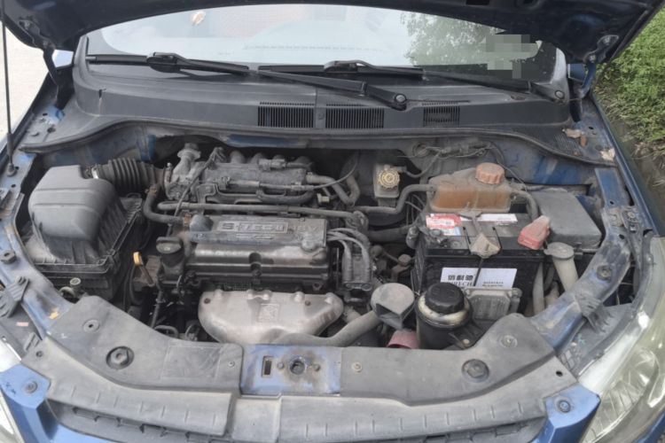 Used Chevrolet Sail 2010 Sedan 1.2L Manual Fashion Edition Engine Bay