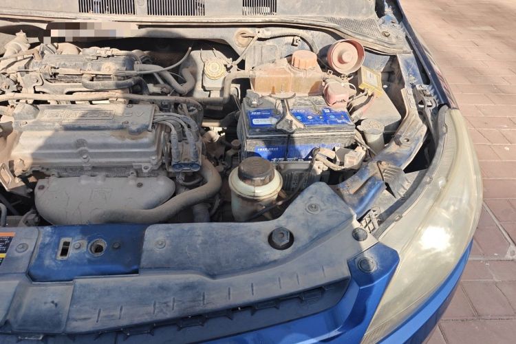 Used Chevrolet Sail 2010 Sedan 1.2L Manual Warm Edition Engine Bay Left