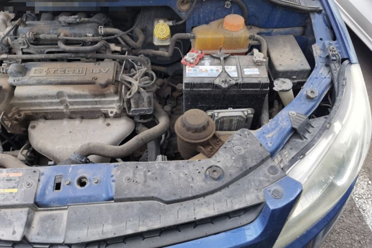 Used Chevrolet Sail 2010 Sedan 1.2L Manual Warm Edition Engine Bay Left