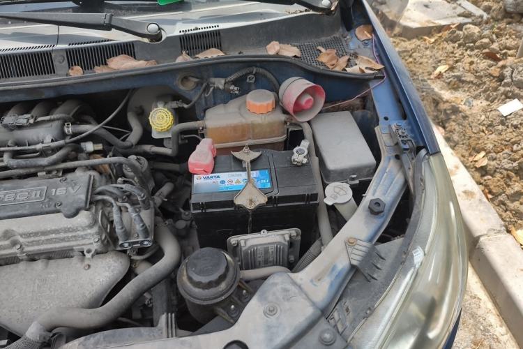 Used Chevrolet Sail 2010 Sedan 1.2L Manual Fashion Edition Engine Bay Left