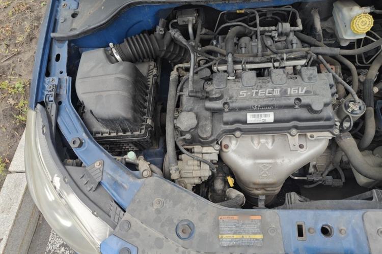 Used Chevrolet Sail 2010 Sedan 1.4L AMT Excellence Edition Engine Bay Right