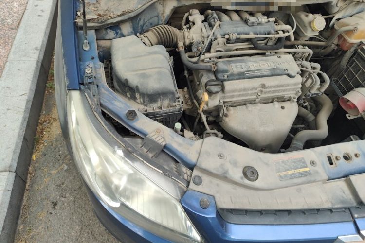 Used Chevrolet Sail 2010 Sedan 1.2L Manual Fashion Edition Engine Bay Right