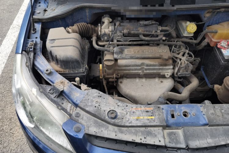 Used Chevrolet Sail 2010 Sedan 1.2L Manual Warm Edition Engine Bay Right