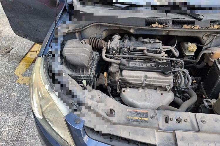 Used Chevrolet Sail 2010 Sedan 1.2L Manual Warm Edition Engine Bay Right