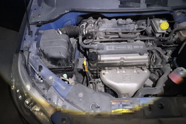 Used Chevrolet Sail 2010 Sedan 1.2L Manual Fashion Edition Engine Bay Right