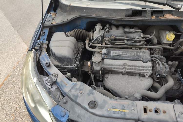 Used Chevrolet Sail 2010 Sedan 1.2L Manual Fashion Edition Engine Bay Right