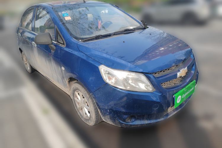 Used Chevrolet Sail 2010 Sedan 1.2L Manual Warm Edition Front Right 45 Deg