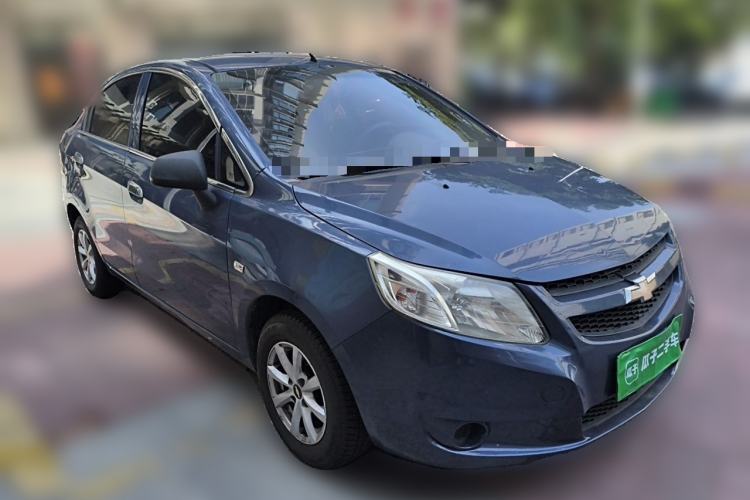 Used Chevrolet Sail 2010 Sedan 1.2L Manual Warm Edition Front Right 45 Deg