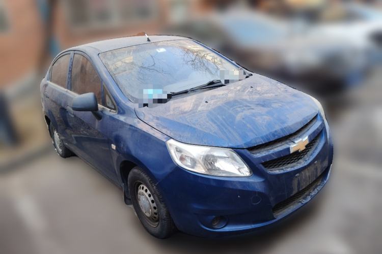 Used Chevrolet Sail 2010 Sedan 1.2L Manual Warm Edition Front Right 45 Deg