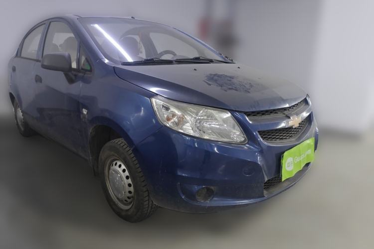Used Chevrolet Sail 2010 Sedan 1.2L Manual Warm Edition Front Right 45 Deg