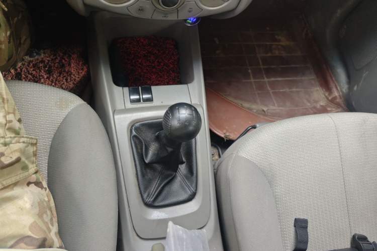 Used Chevrolet Sail 2010 Sedan 1.2L Manual Warm Edition Gear Lever