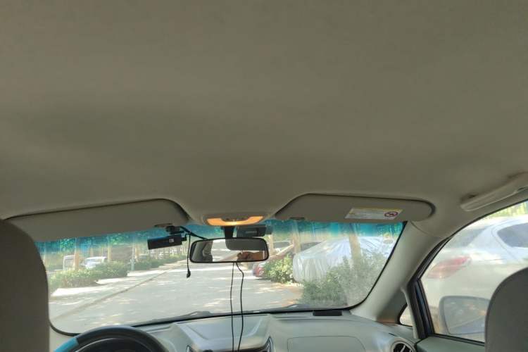 Used Chevrolet Sail 2010 Sedan 1.2L Manual Fashion Edition Headliner