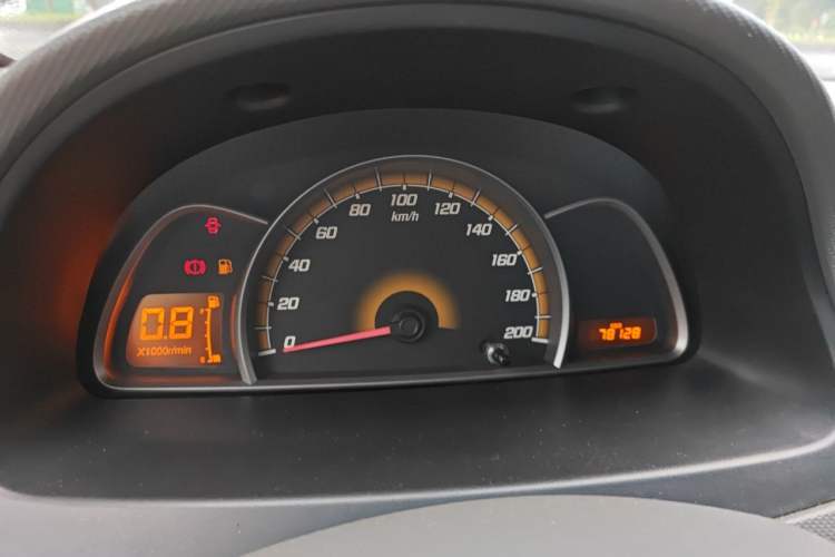 Used Chevrolet Sail 2010 Sedan 1.2L Manual Fashion Edition Instrument Cluster