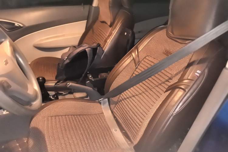 Used Chevrolet Sail 2010 Sedan 1.4L Manual Enjoyment Edition Left Front Seat