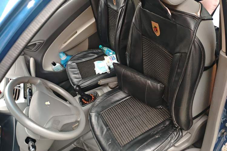 Used Chevrolet Sail 2010 Sedan 1.4L Manual Ideal Edition Left Front Seat