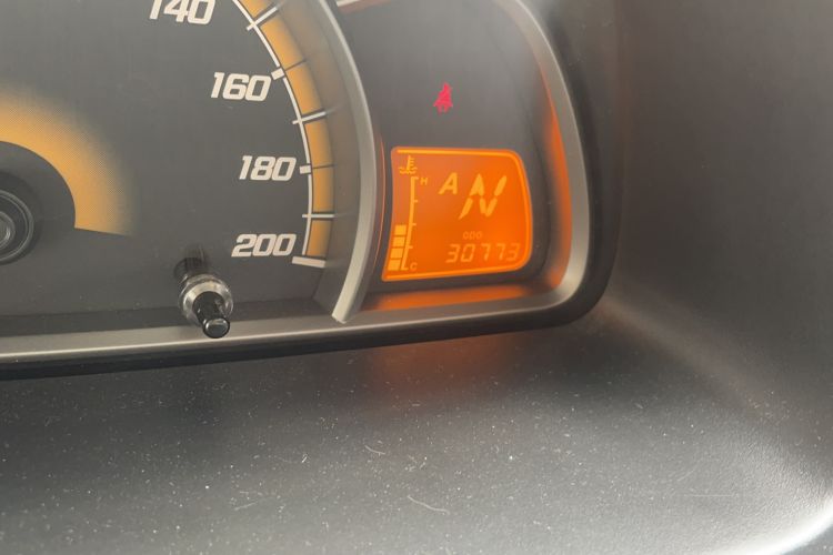 Used Chevrolet Sail 2010 Sedan 1.4L AMT Excellence Edition Odometer Close Up