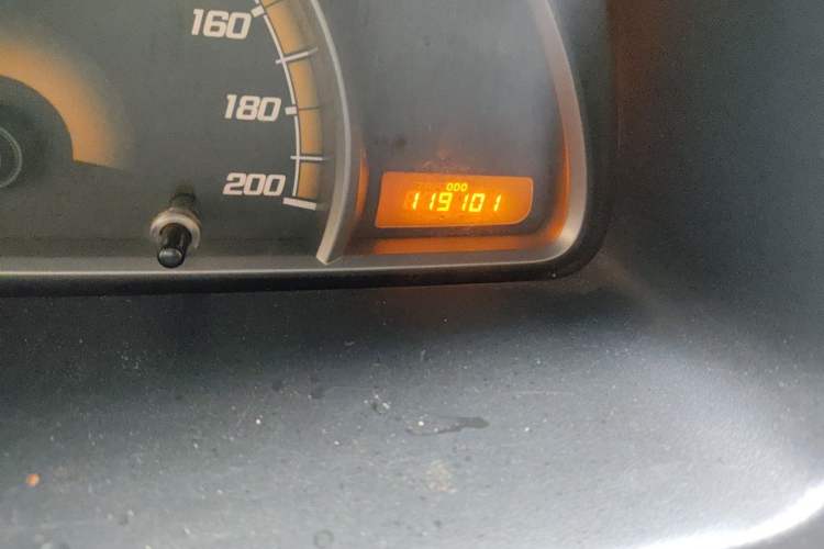 Used Chevrolet Sail 2010 Sedan 1.2L Manual Warm Edition Odometer Close Up