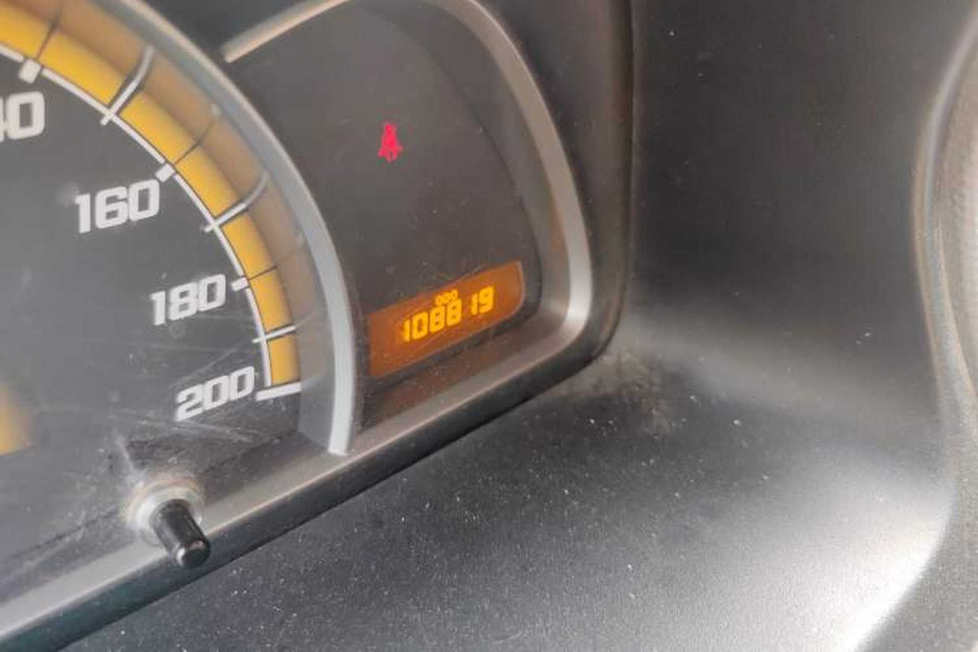 Used Chevrolet Sail 2010 Sedan 1.2L Manual Warm Edition Odometer Close Up