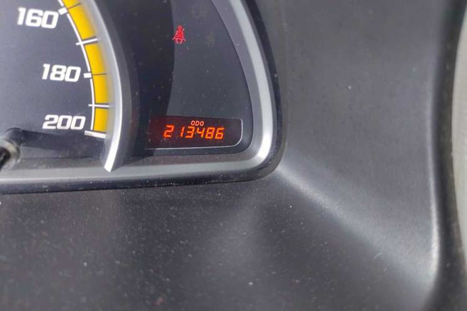 Used Chevrolet Sail 2010 Sedan 1.4L Manual Enjoyment Edition Odometer Close Up