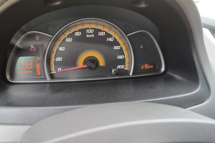 Used Chevrolet Sail 2010 Sedan 1.2L Manual Fashion Edition Odometer Close Up
