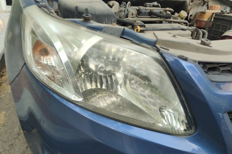 Used Chevrolet Sail 2010 Sedan 1.2L Manual Fashion Edition Right Front Headlight