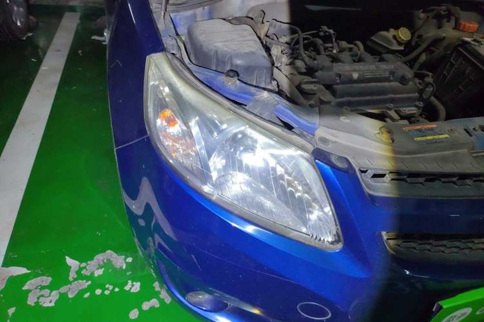 Used Chevrolet Sail 2010 Sedan 1.4L Manual Enjoyment Edition Right Front Headlight