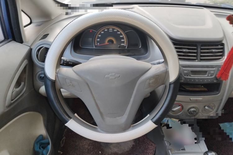 Used Chevrolet Sail 2010 Sedan 1.2L Manual Fashion Edition Steering Wheel