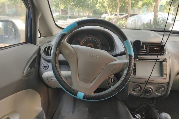 Used Chevrolet Sail 2010 Sedan 1.2L Manual Fashion Edition Steering Wheel