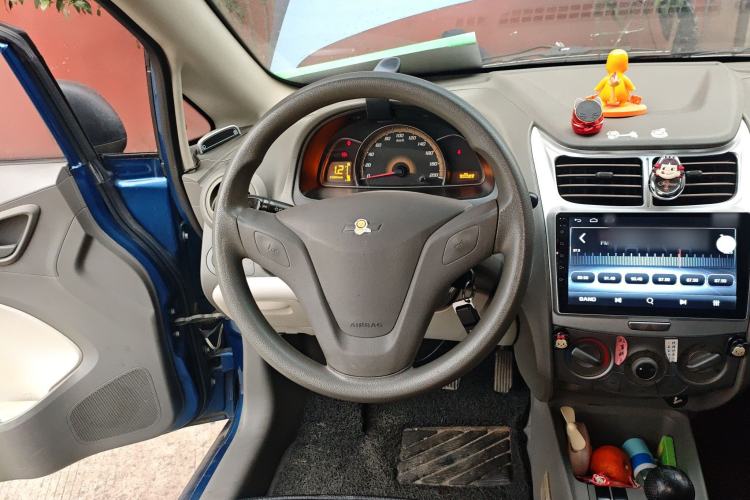 Used Chevrolet Sail 2010 Sedan 1.4L Manual Ideal Edition Steering Wheel