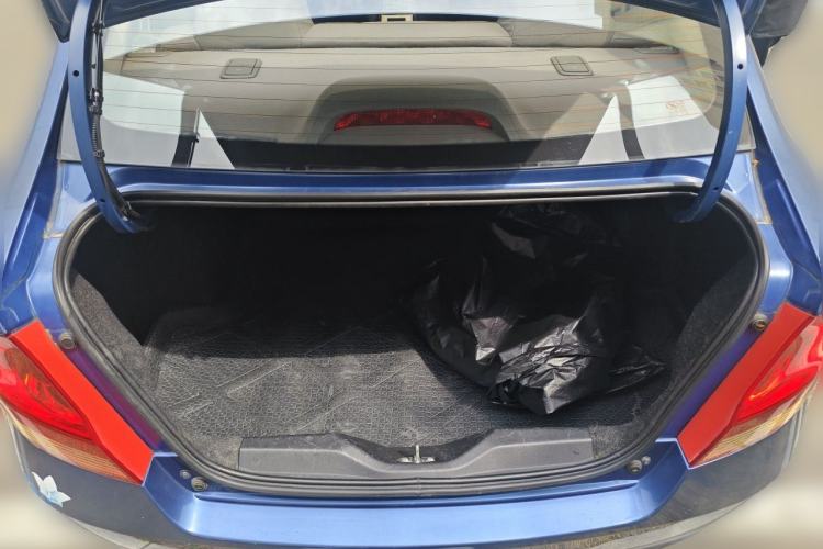 Used Chevrolet Sail 2010 Sedan 1.4L Manual Enjoyment Edition Trunk