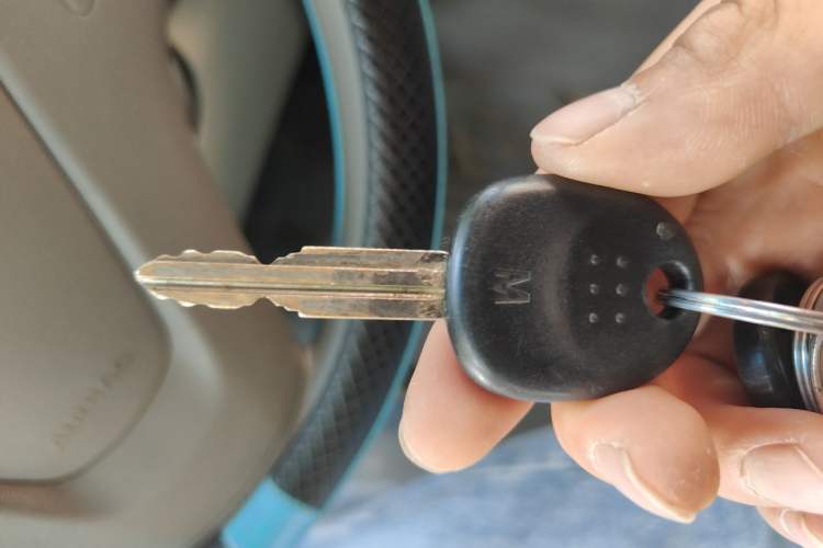 Used Chevrolet Sail 2010 Sedan 1.2L Manual Fashion Edition Vehicle Key
