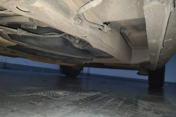 Used Chevrolet Sail 2010 Sedan 1.4L Manual Ideal Edition Chassis Front Left