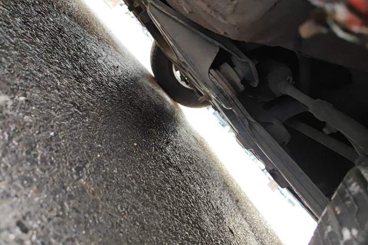 Used Chevrolet Sail 2010 Sedan 1.2L Manual Warm Edition Chassis Front Right
