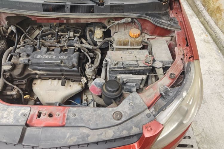 Used Chevrolet Sail 2010 Sedan 1.4L Manual Enjoyment Edition Engine Bay Left